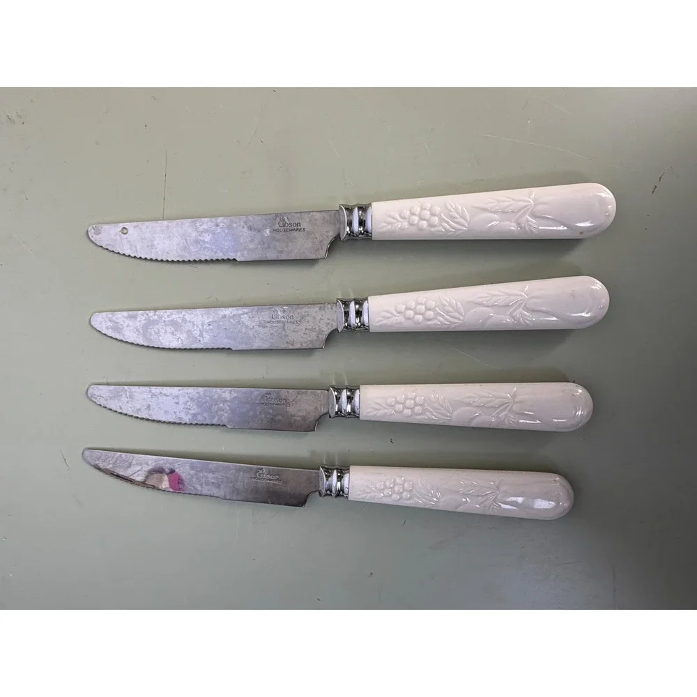 Gibson Steak Knives Set of 4 White Fruit Embossed Stainless Steel Knives
